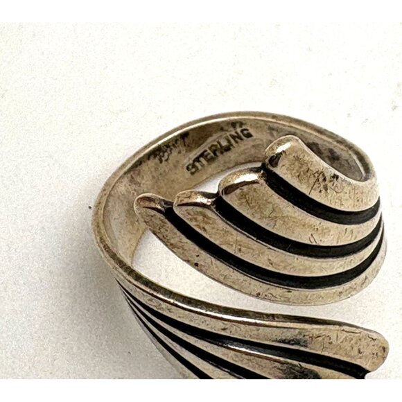 Vintage Sterling Silver Adjustable Wraparound Ring Abstract Fan Design Size 7 - Picture 4 of 5